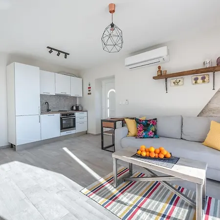 Izabela With Swimming Pool * Babino Polje