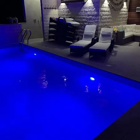Appartement Izabela With Swimming Pool *