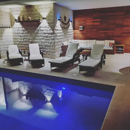 Izabela With Swimming Pool Appartement Babino Polje
