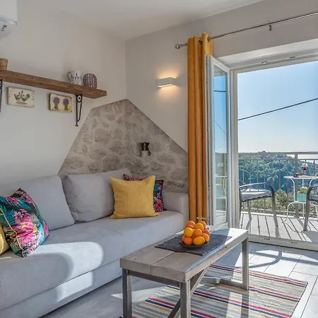 Apartamento Izabela With Swimming Pool *